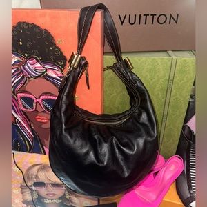 STUNNING Authentic, Vintage Gucci Hobo Bag!